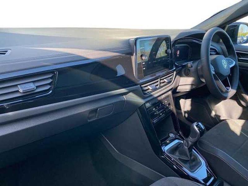 New VW T-Roc Design 115 HP (84 kW) 2026 Blue SUV