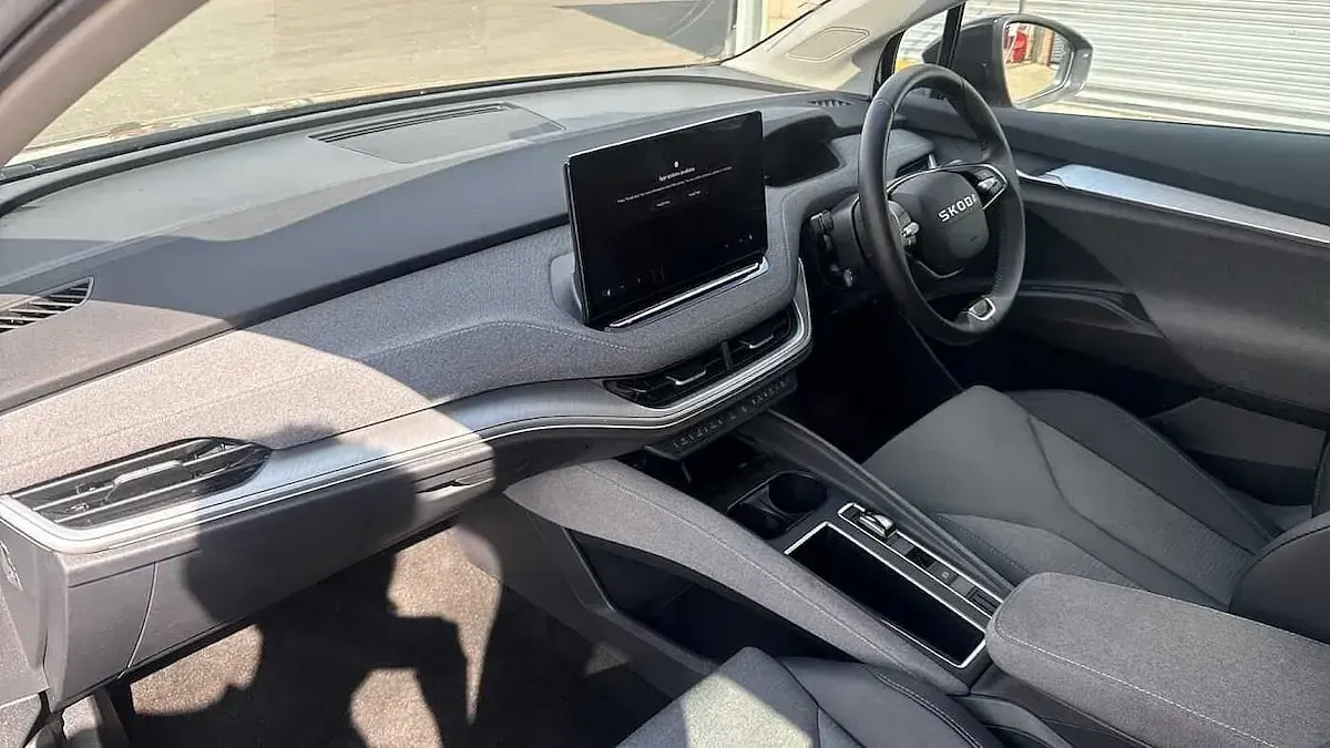 Used Skoda Enyaq iV SE L 150 kW (204 HP) 2025 Black SUV