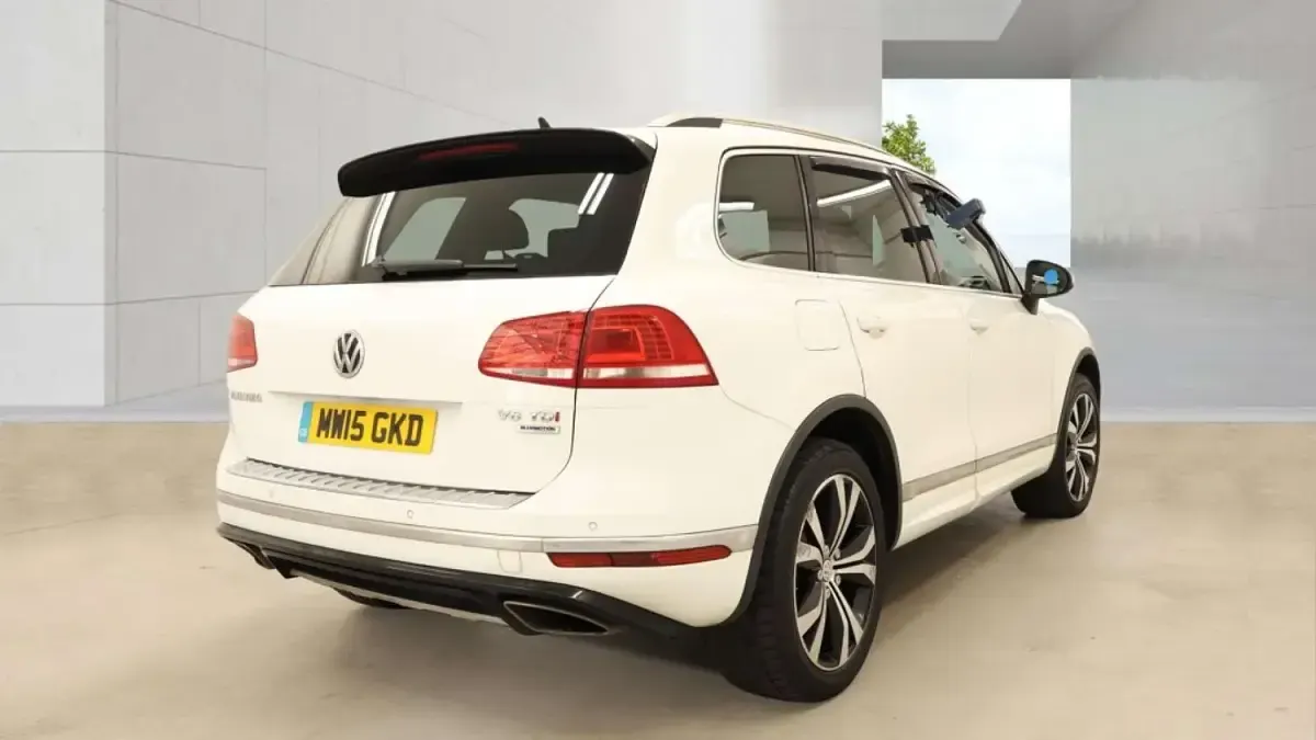 Used VW Touareg R-line 262 HP (192 kW) 2015 White SUV