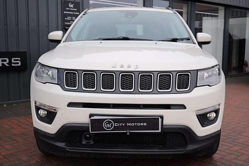 Used Jeep Compass Longitude 170 HP (125 kW) 2021 White SUV