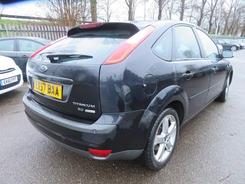 Used Ford Focus Titanium 2007 Black Hatchback