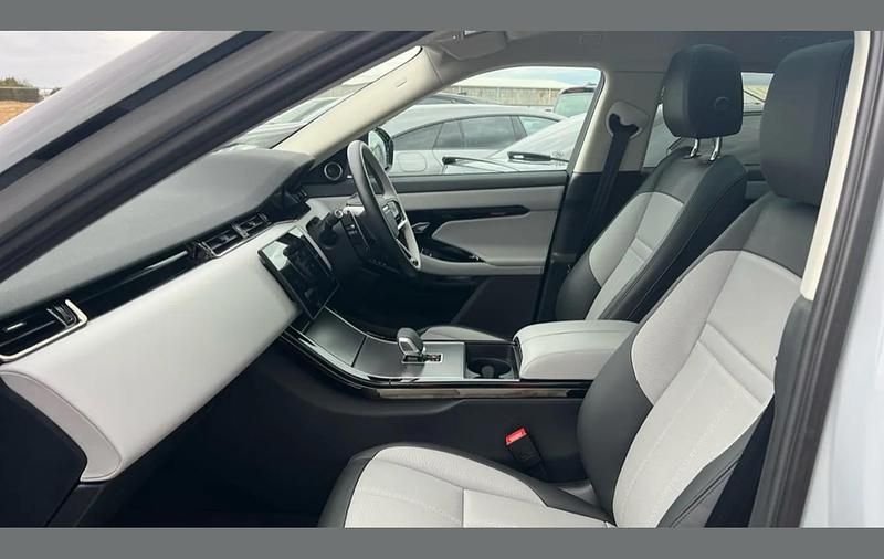 Used Land Rover Range Rover evoque HSE Dynamic 204 HP (150 kW) 2025 Grey SUV