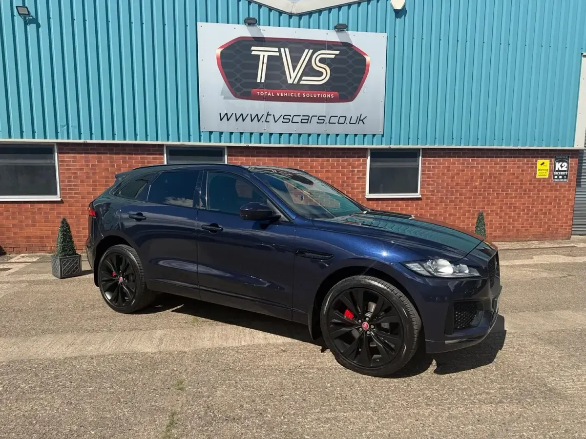 Used Jaguar F-Pace S 300 HP (220 kW) 2017 Blue SUV