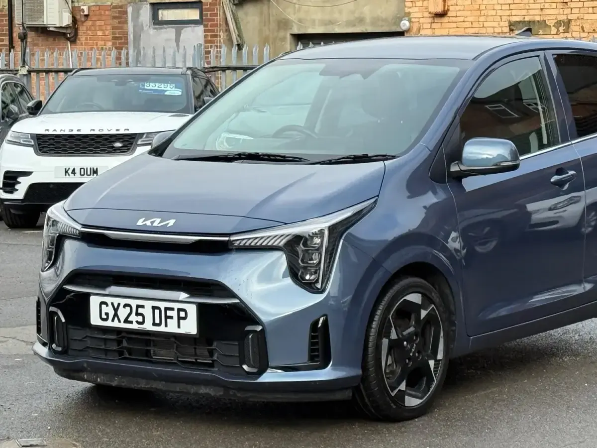 Second-hand Kia Picanto 2025 Albastru Hatchback