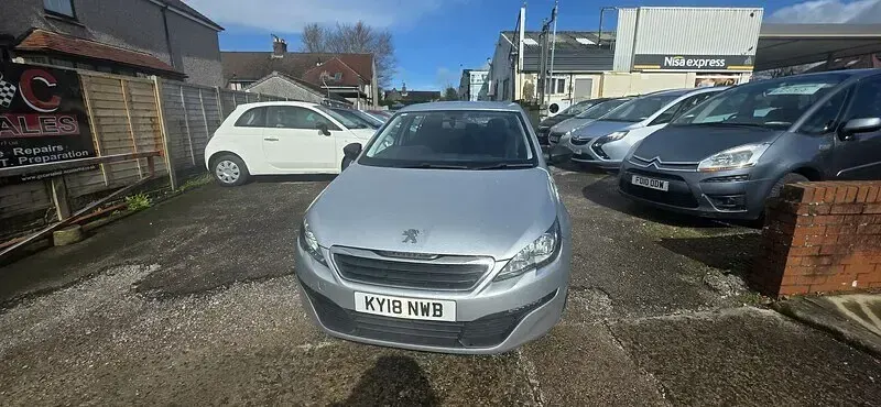Used Peugeot 308 Access 110 HP (80 kW) 2018 Silver Hatchback