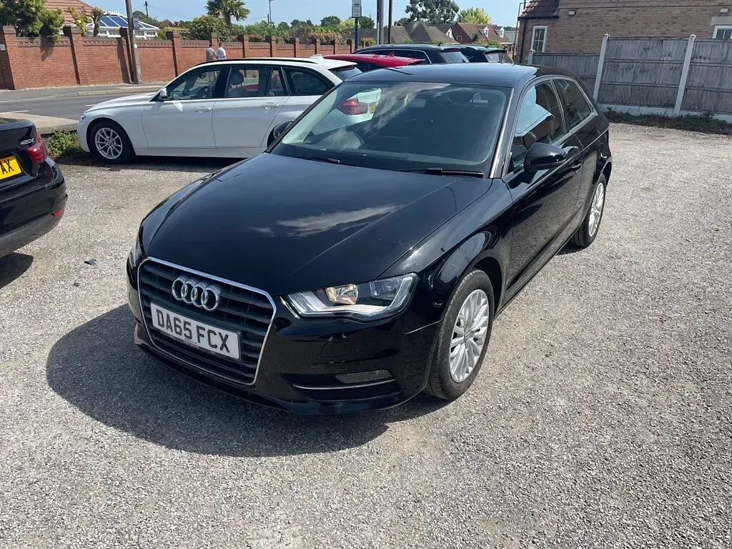 Used Audi A3 110 HP (80 kW) 2016 Black Hatchback