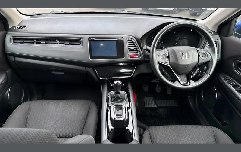 Used Honda HR-V SE 130 HP (95 kW) 2017 Blue SUV