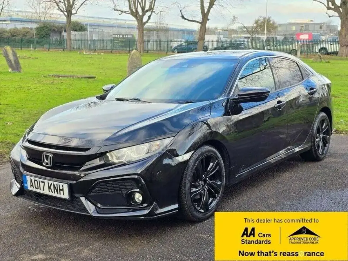 Used Honda Civic SR 129 HP (94 kW) 2017 Black Hatchback