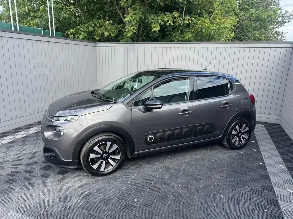 Used Citroën C3 Flair 82 HP (60 kW) 2018 Grey Hatchback