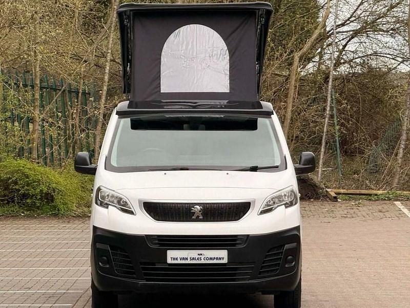 Second-hand Peugeot Expert 2019 Alb Van