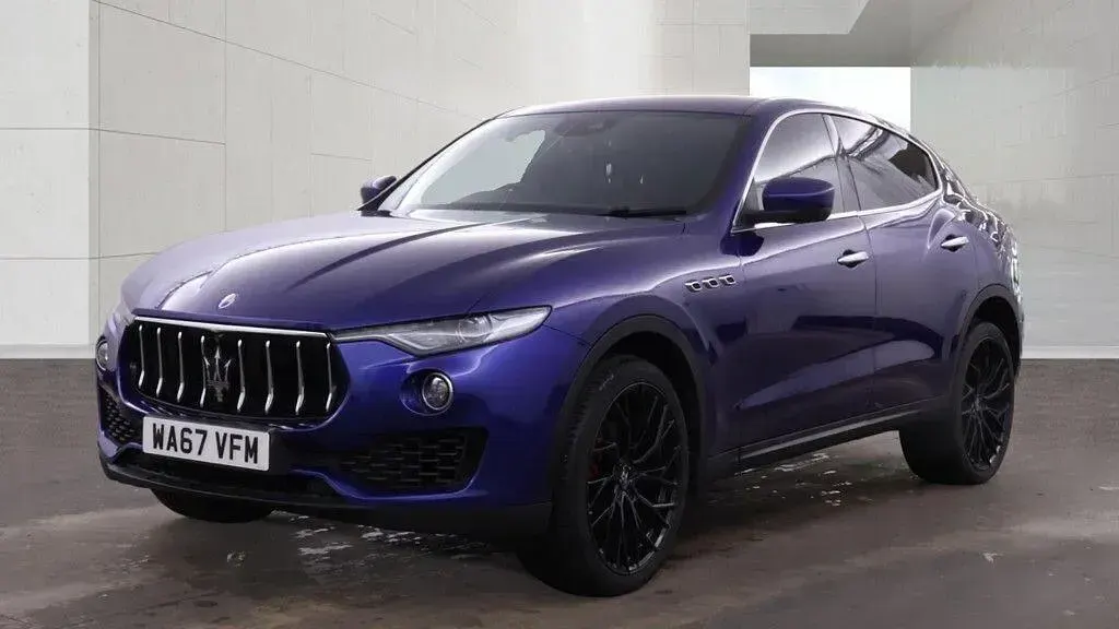 Used Maserati Levante 275 HP (202 kW) 2017 Blue SUV