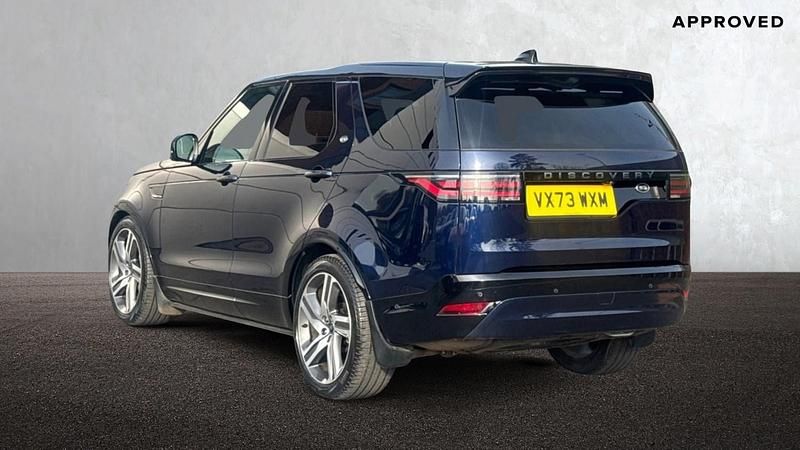 Used Land Rover Discovery 5 HSE Dynamic 2023 Portofino blue SUV