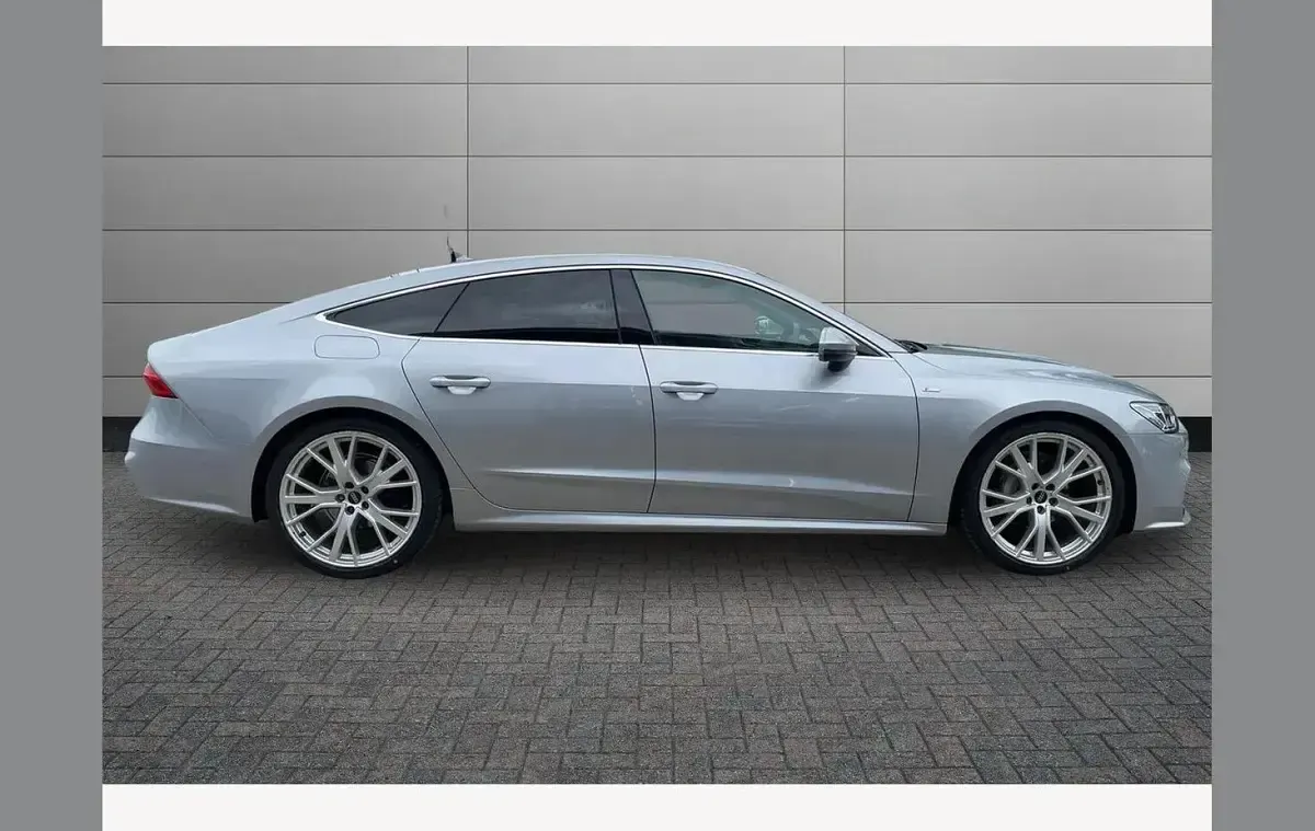 Used Audi A7 S-Line 204 HP (150 kW) 2023 Silver Sedan