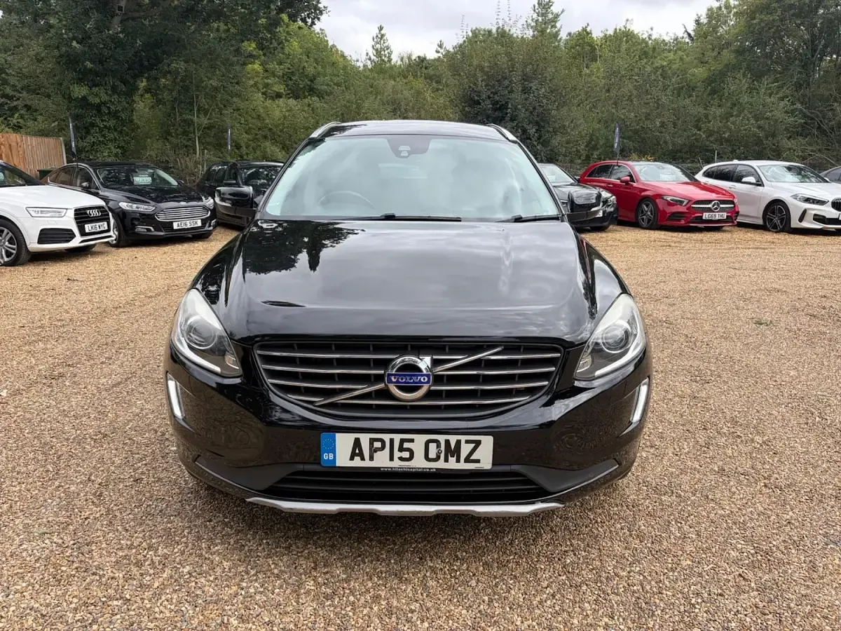Used Volvo XC60 SE Lux 187 HP (137 kW) 2015 Black SUV