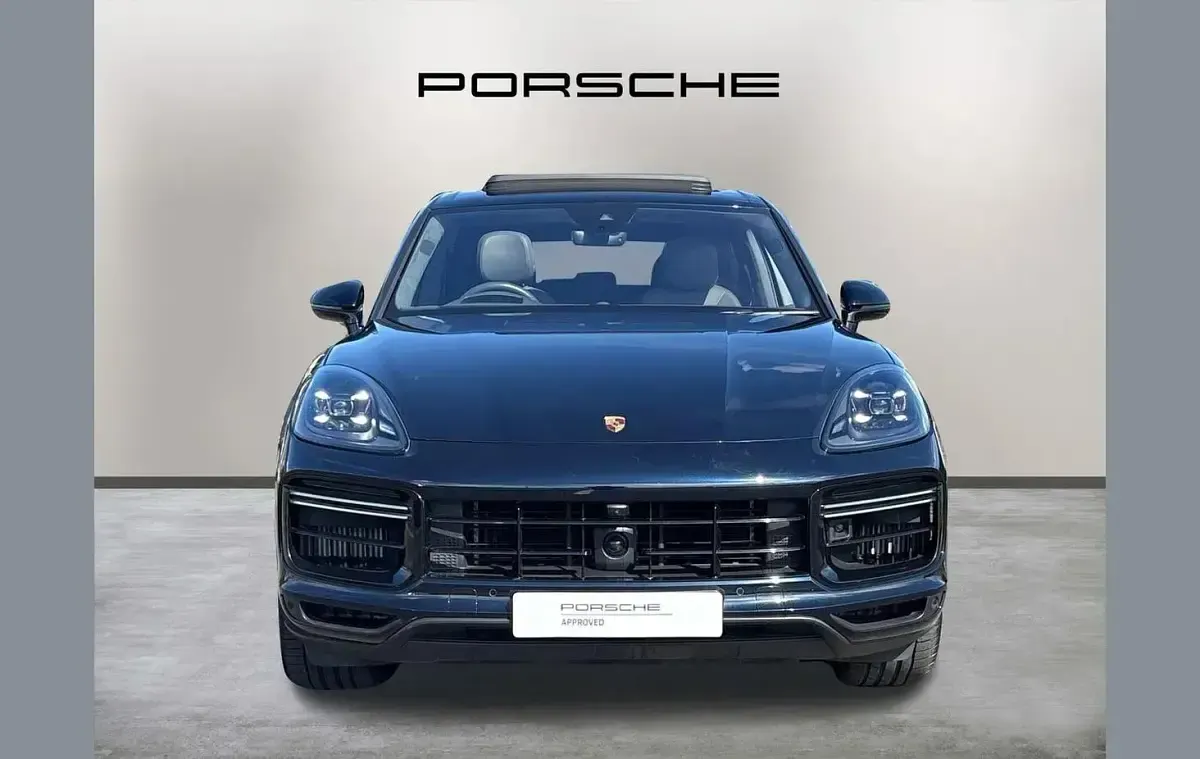Used Porsche Cayenne 670 HP (492 kW) 2022 Blue SUV