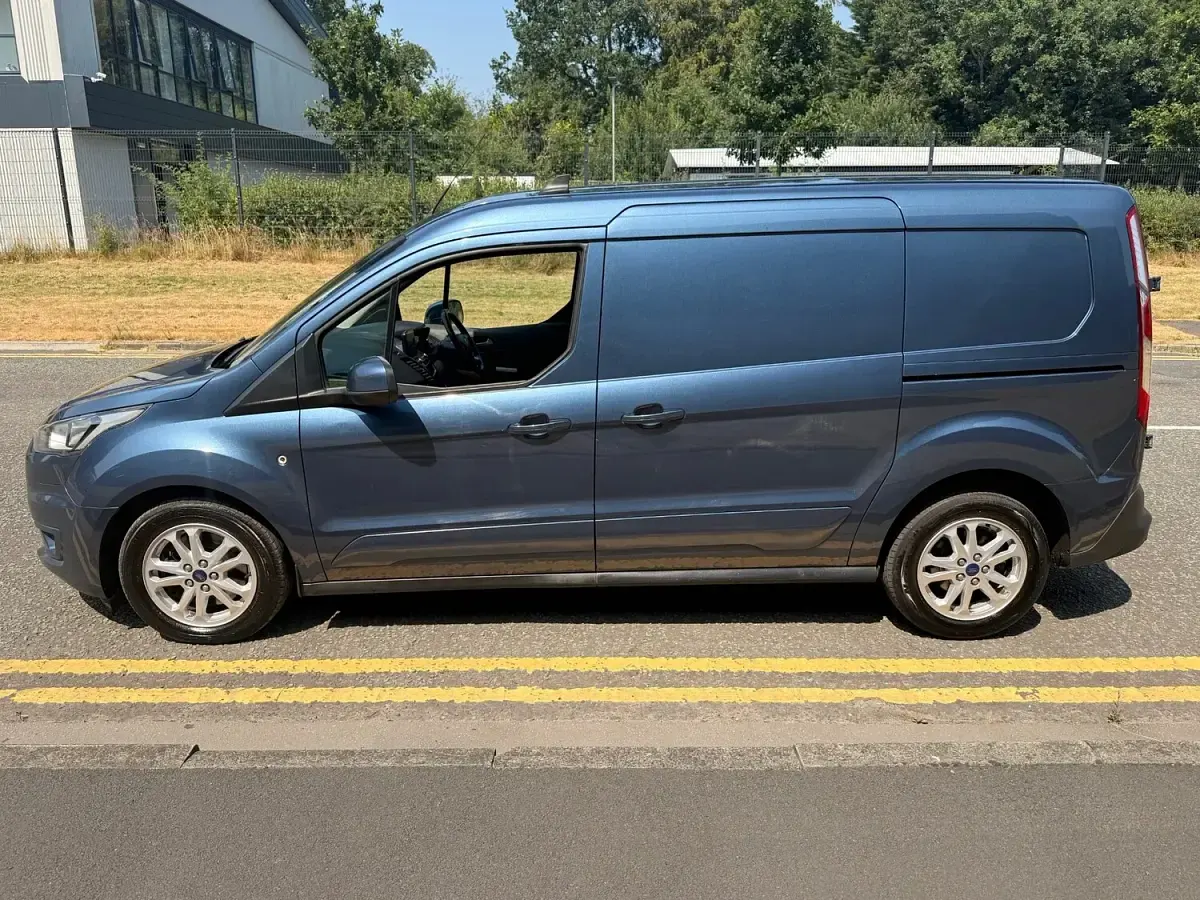 Used Ford Transit Limited 120 HP (88 kW) 2021 Blue Van