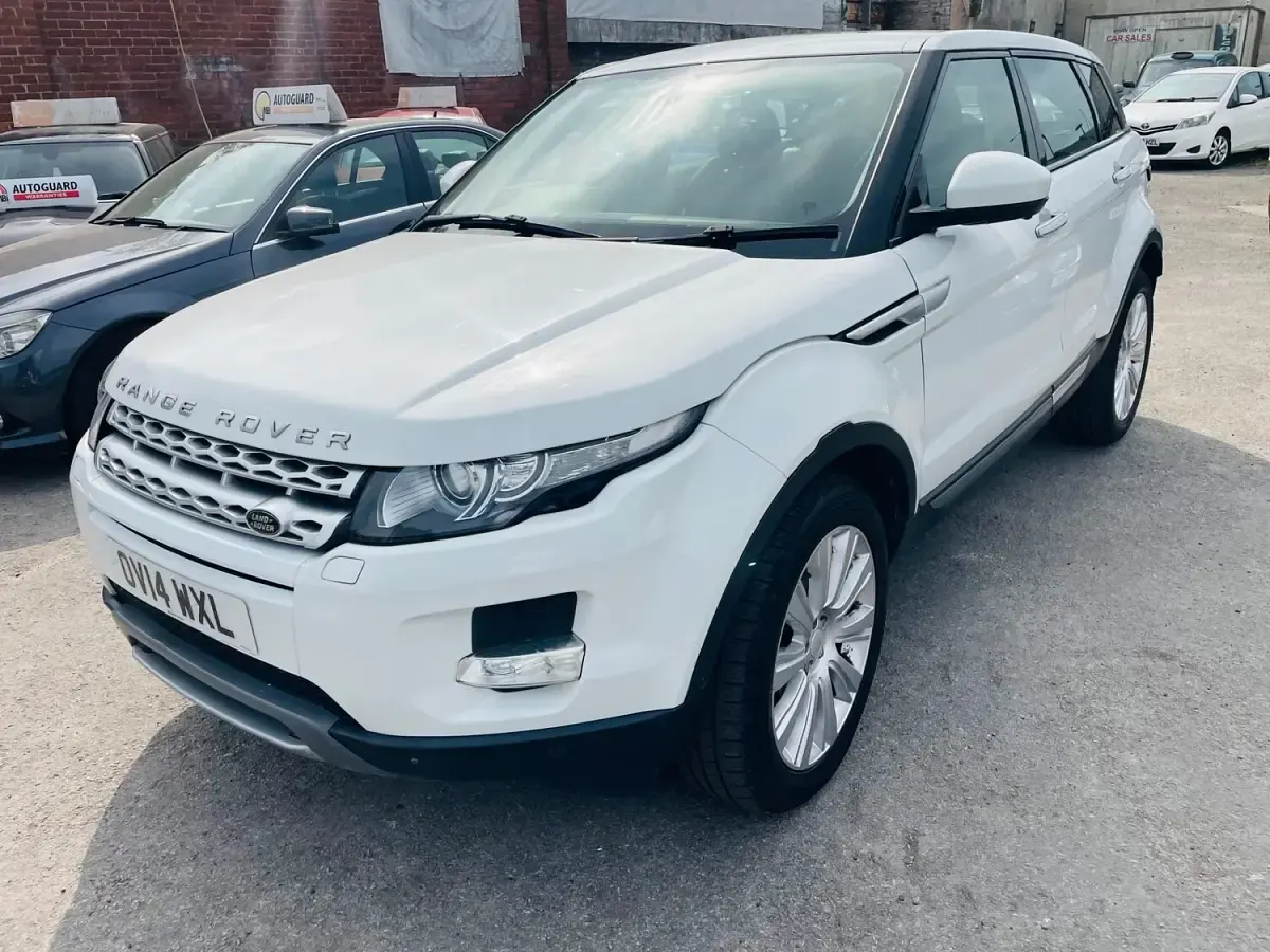 Used Land Rover Range Rover evoque Prestige 2014 White SUV