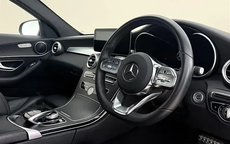 Used Mercedes C200 AMG Line Premium 184 HP (135 kW) 2019 Black Sedan