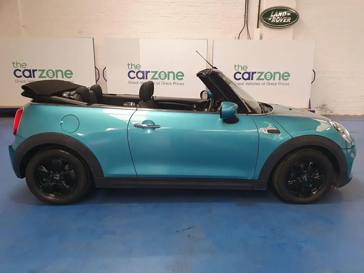 Used Mini Cooper Cabriolet Classic 134 HP (98 kW) 2020 Turquoise Cabriolet