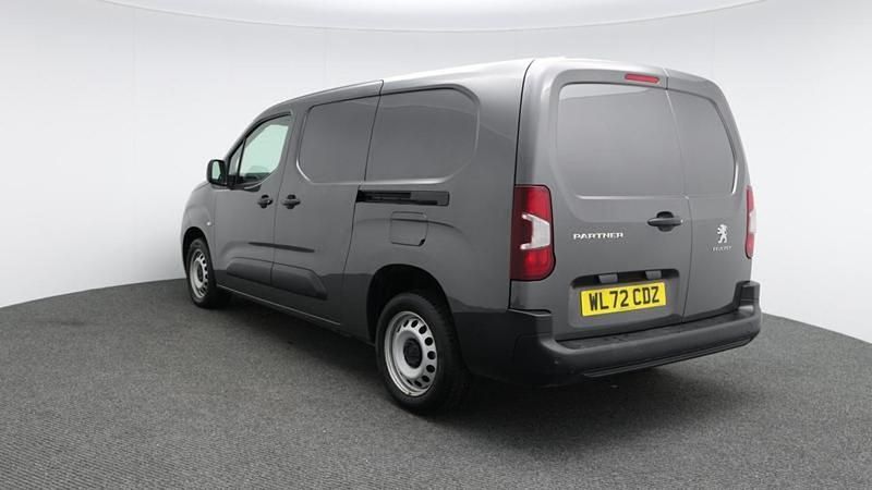 Used Peugeot Partner Premium 102 HP (75 kW) 2023 Grey MPV