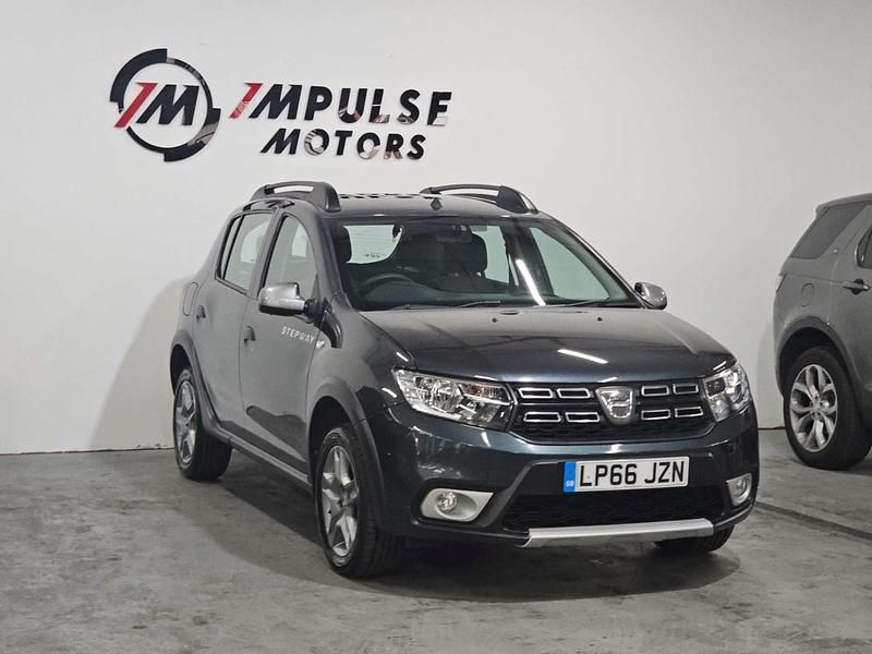 Used Dacia Sandero Stepway Ambiance 2017 Grey Hatchback