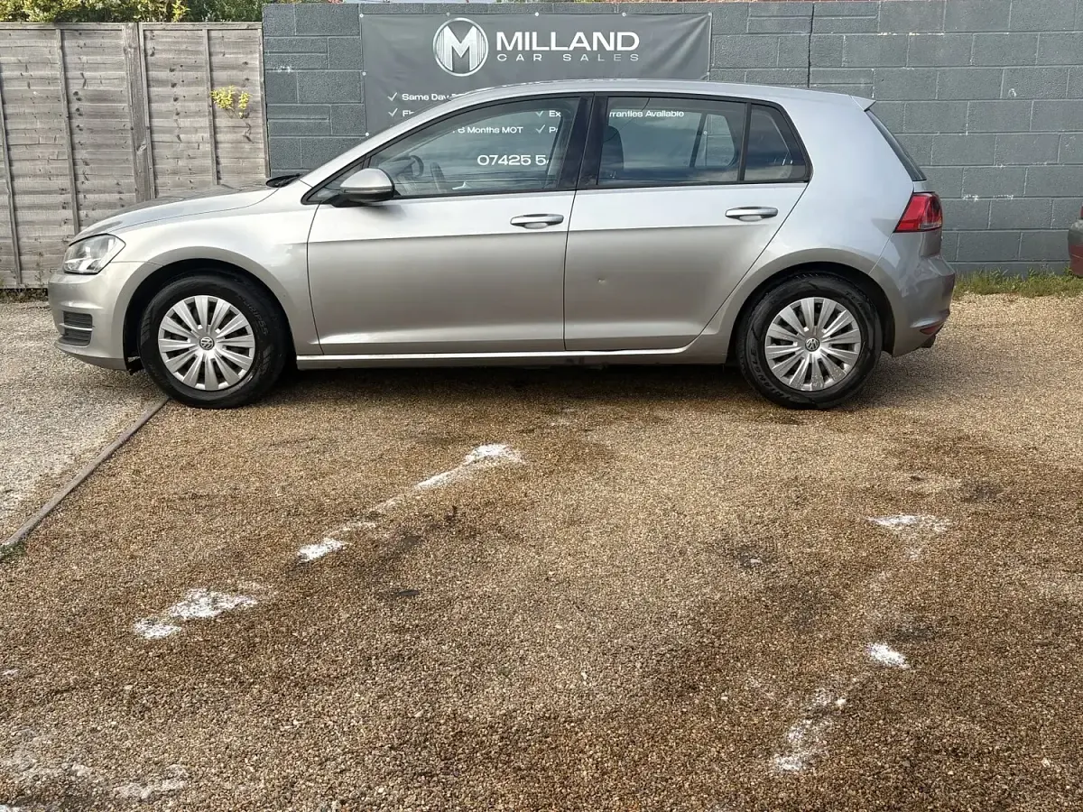 Used VW Golf VII S 125 HP (91 kW) 2015 Silver Hatchback
