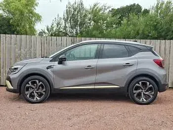 Used Renault Captur Engineered 142 HP (104 kW) 2023 Grey SUV