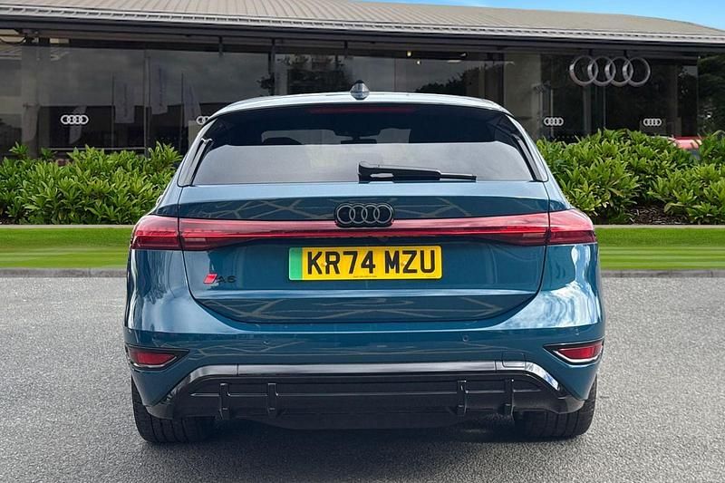 Used Audi A6 e-tron Performance 269 kW (367 HP) 2024 Blue Estate