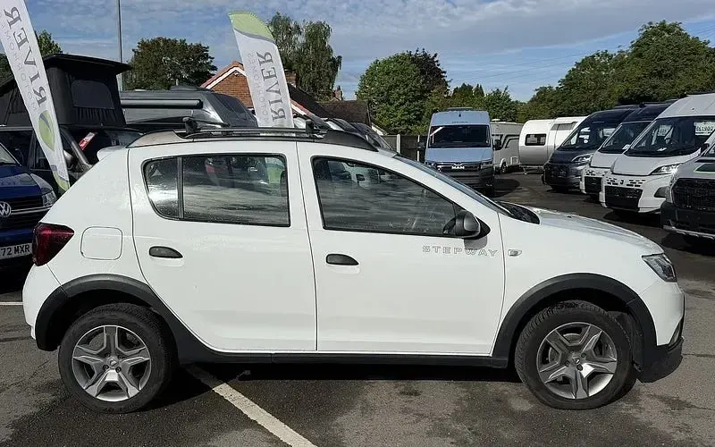 Used Dacia Sandero Comfort 90 HP (66 kW) 2020 Hatchback
