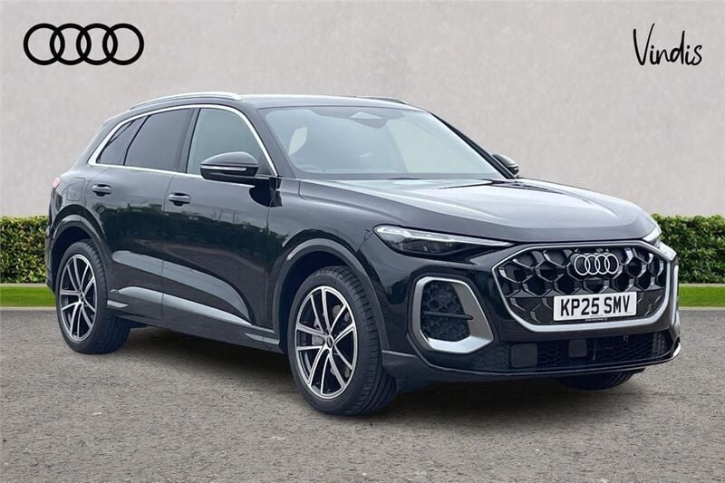 Black Used 2025 Audi Q5 Advanced SUV | £56,548 - Image 1/4