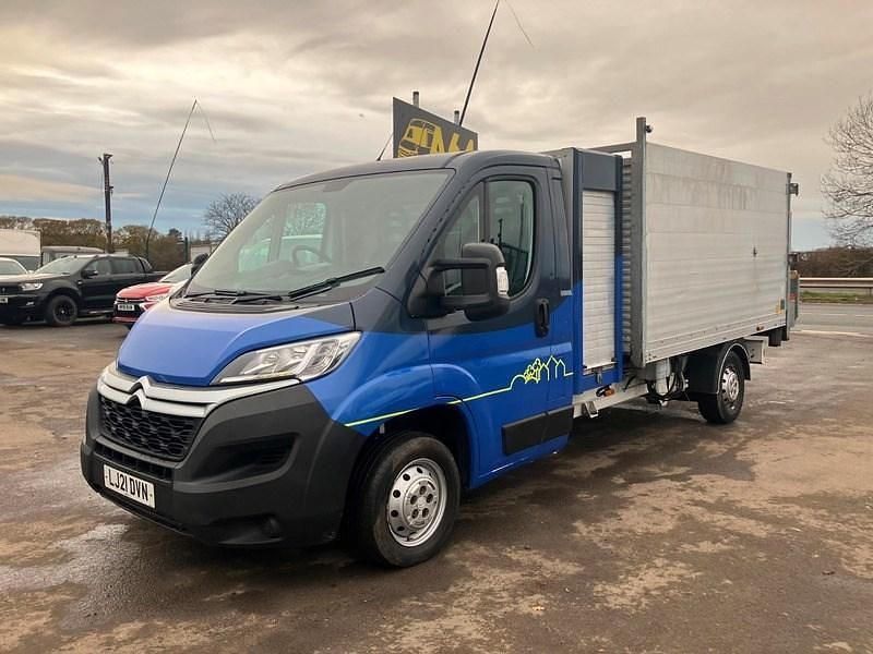 Usado Citroën Relay 140 HP (102 kW) 2021 Branco Van