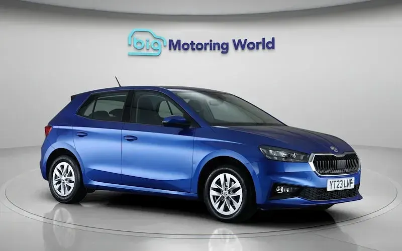 Used Skoda Fabia Comfort 95 HP (69 kW) 2023 Blue Hatchback