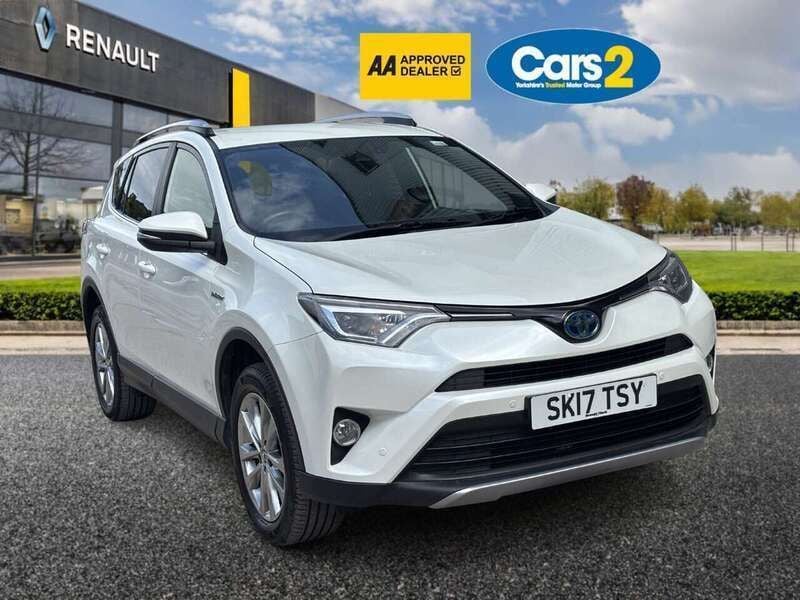 White Used 2017 Toyota RAV4 Hybrid SUV | £14,995 (Good price) - Image 1/4