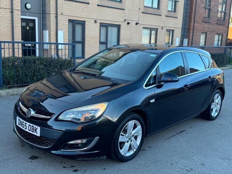 Used Vauxhall Astra SRi 2015 Black Hatchback