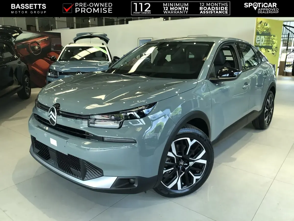 New Citroën C4 PureTech 131 HP (96 kW) 2026 Green SUV