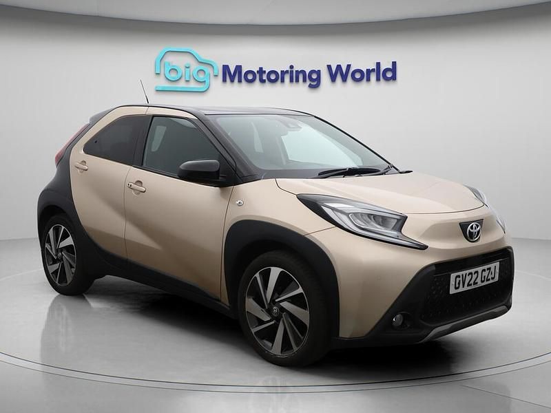 Beige Used 2022 Toyota Aygo X SUV | £14,920 - Image 1/4