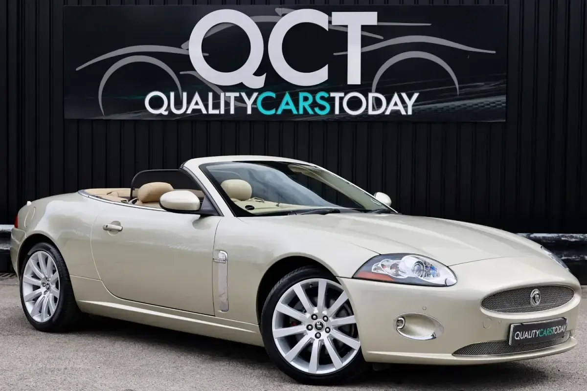 Usado Jaguar XK 2006 Dourado Cabrios