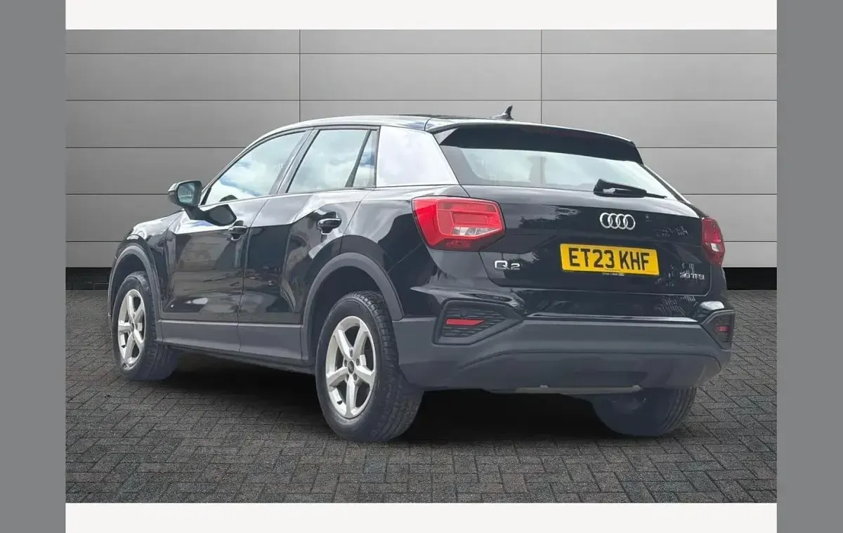 Used Audi Q2 Advanced 110 HP (80 kW) 2023 Black SUV