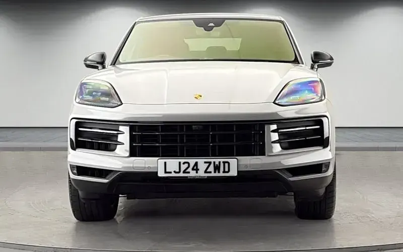 Used Porsche Cayenne 650 HP (478 kW) 2024 Crayon grey SUV