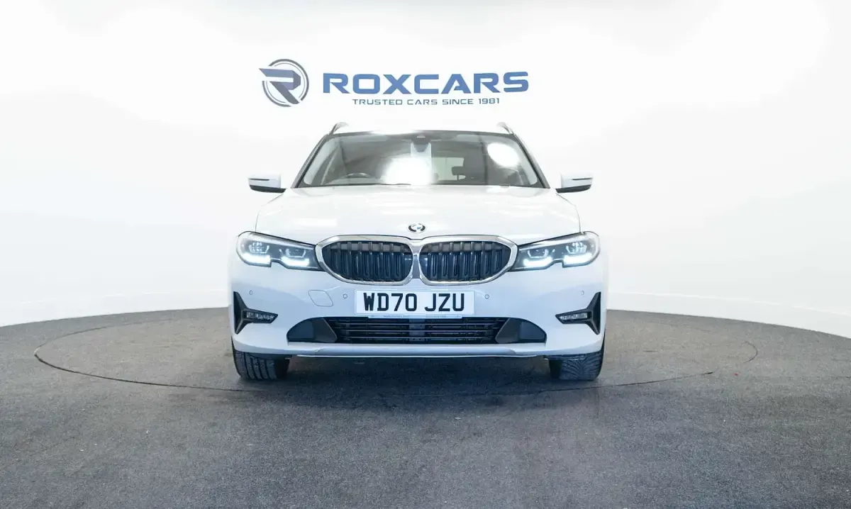 Used BMW 320e Comfort Edition 190 HP (139 kW) 2021 White Estate
