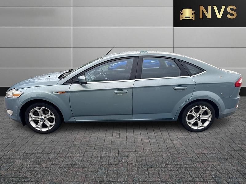 Usado Ford Mondeo Titanium 2011 Azul Citadino