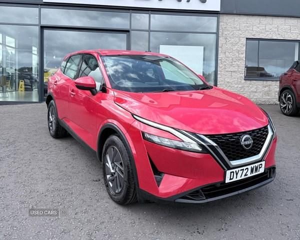 Red Used 2022 Nissan Qashqai Acenta Premium SUV | £18,299 (Good price) - Image 1/4