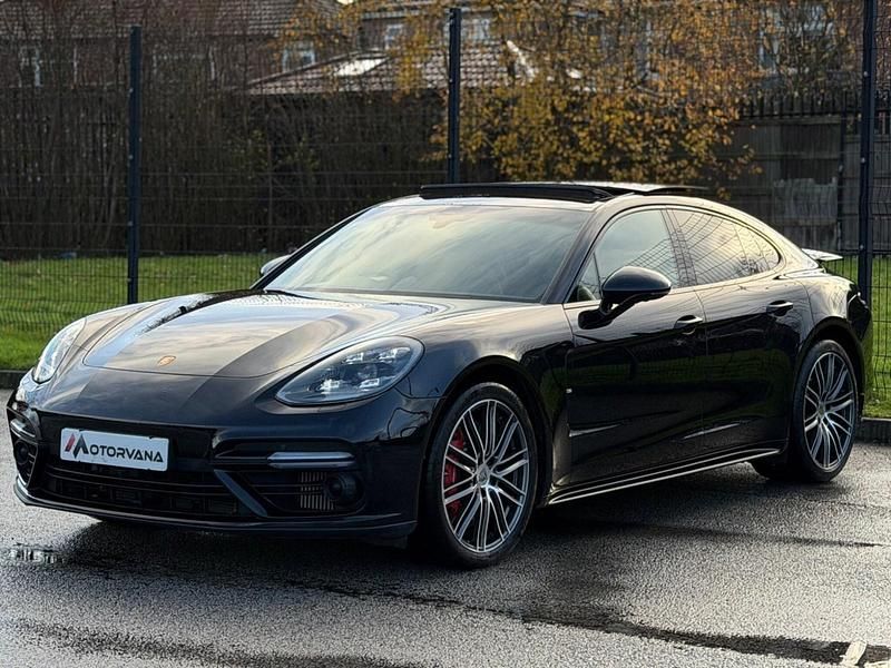 Usado Porsche Panamera 460 HP (338 kW) 2017 Preto Citadino