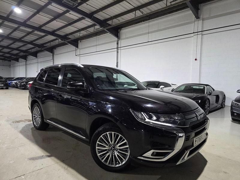 Used Mitsubishi Outlander P-HEV 2018 Black Estate