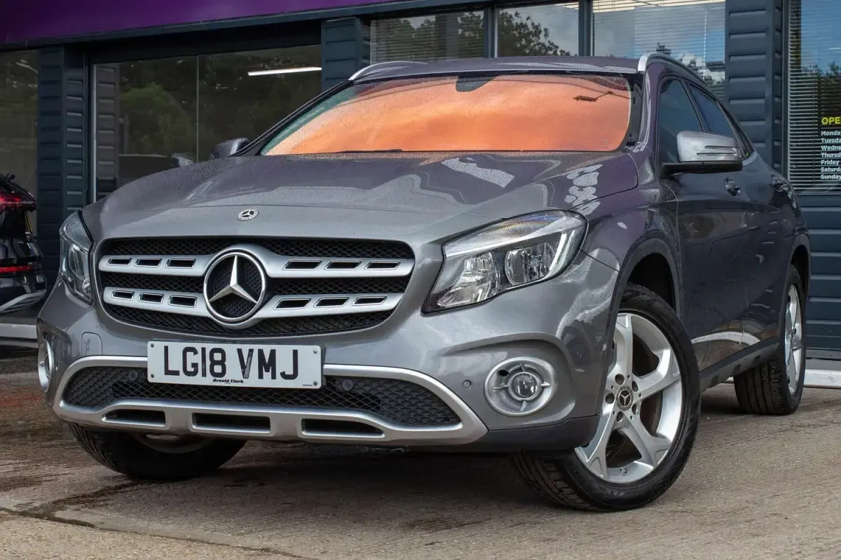Used Mercedes GLA200 Executive 136 HP (100 kW) 2018 Grey SUV