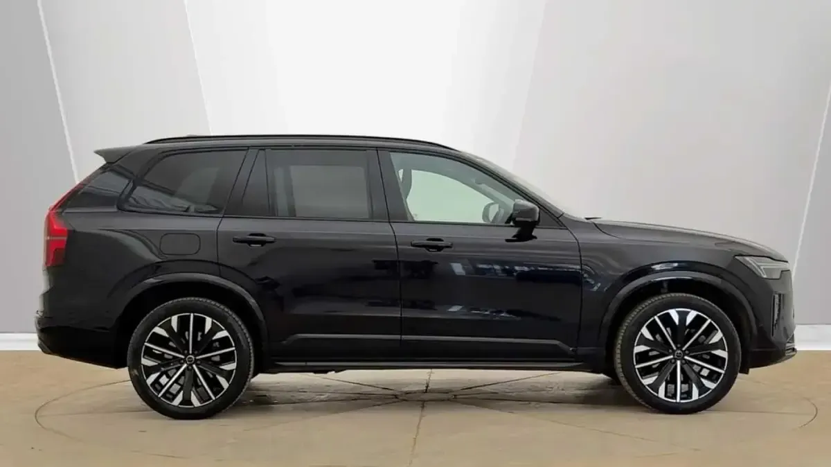 Used Volvo XC90 Ultra 250 HP (183 kW) 2025 SUV