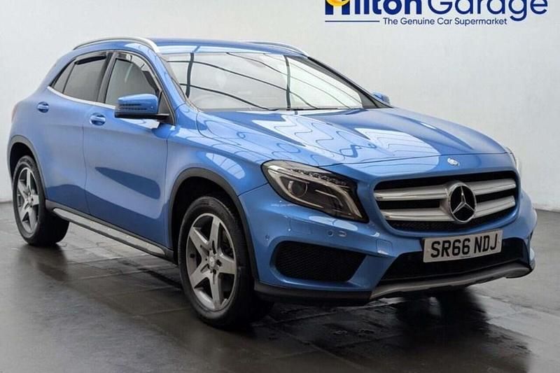Used Mercedes GLA220 AMG line 2016 Blue SUV