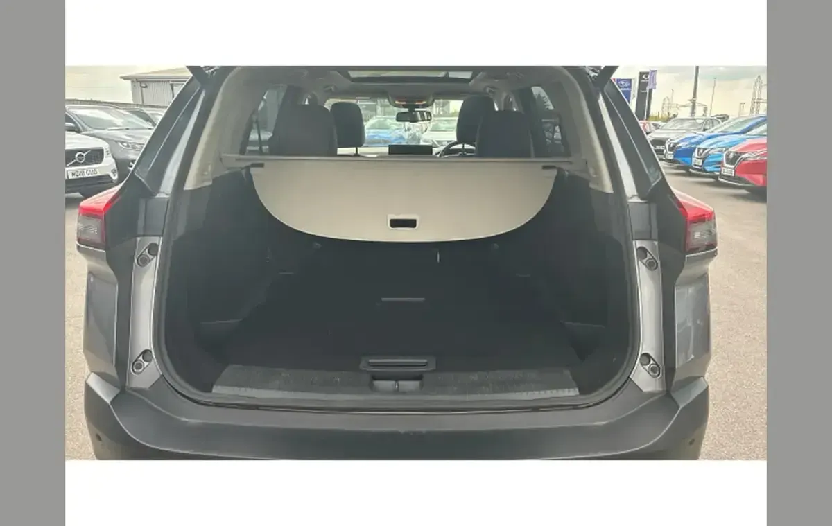 Used Nissan X-Trail Tekna 213 HP (156 kW) 2023 Grey SUV