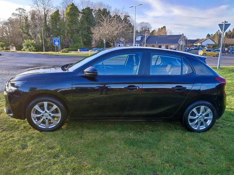 Second-hand Vauxhall Corsa Design Edition 74 CP (54 kW) 2022 Negru Hatchback