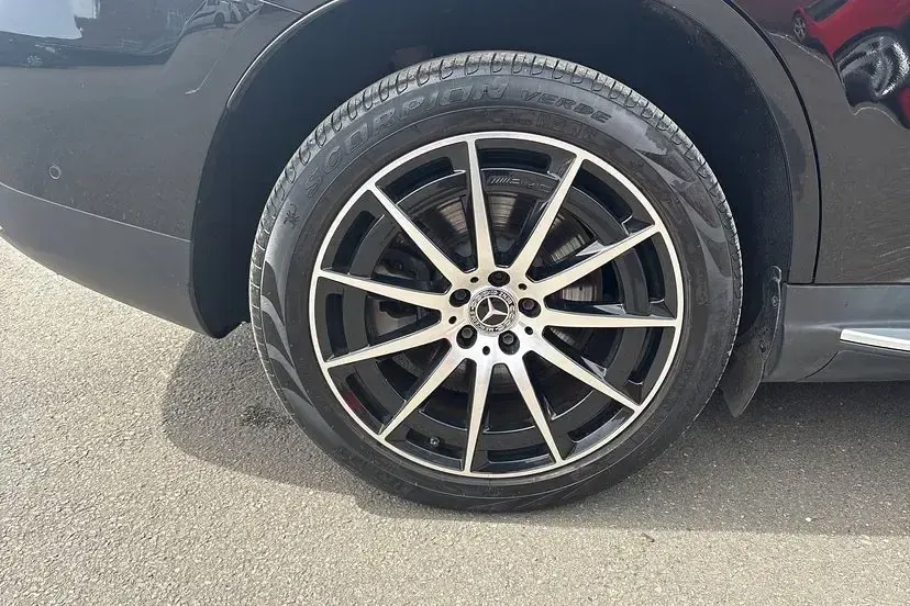 Used Mercedes EQC400 AMG line 300 kW (408 HP) 2020 Black SUV